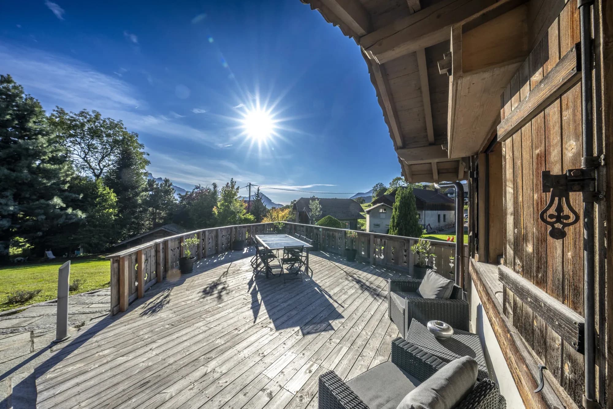 Terrasse repas extérieure